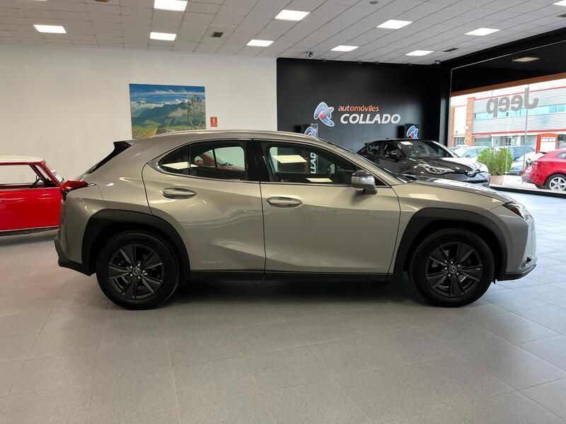 Usado Lexus UX 250h Business Edition 184 CV (135 kW) 2020 Gris SUV