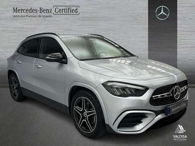 Usado Mercedes GLA200 150 CV (110 kW) 2025 SUV