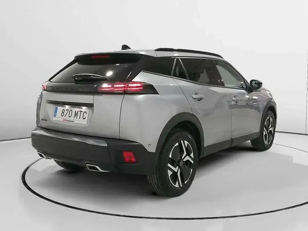 Usado Peugeot 2008 Allure 131 HP (96 kW) 2024 Cinzento SUV