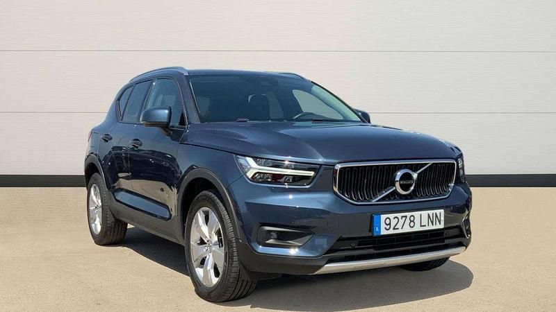 Usado 2021 Volvo XC40 Momentum SUV | 21.795 € (Super precio) - Imagen 1/4