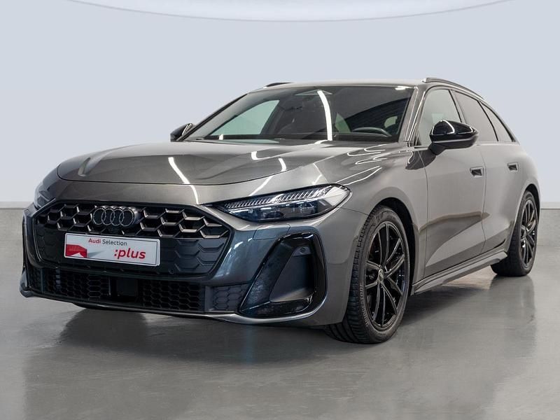 Usado Audi A5 Ambiente 204 CV (150 kW) 2024 Gris Familiar