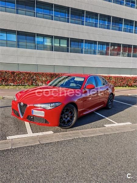Rojo Usado 2020 Alfa Romeo Giulia Sprint Sprint Coupe | 28.700 € - Imagen 1/4
