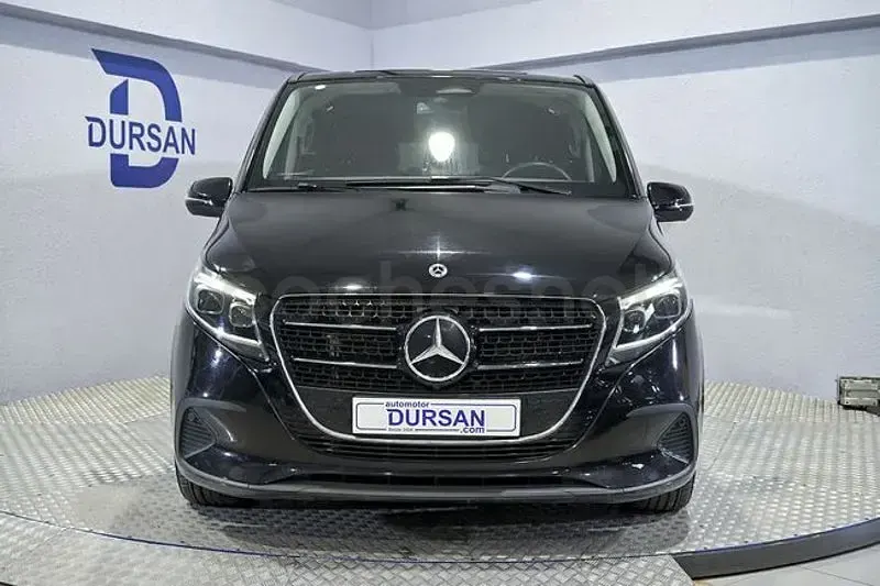 Usado Mercedes V250 Style 190 CV (139 kW) 2024 Negro Monovolumen