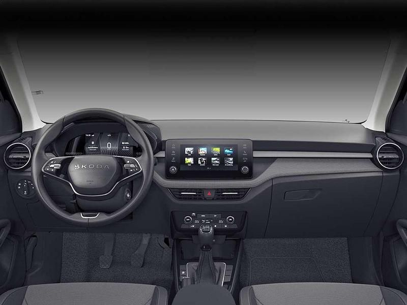 Usado Skoda Fabia Selection 95 CV (69 kW) 2025 Negro Utilitario