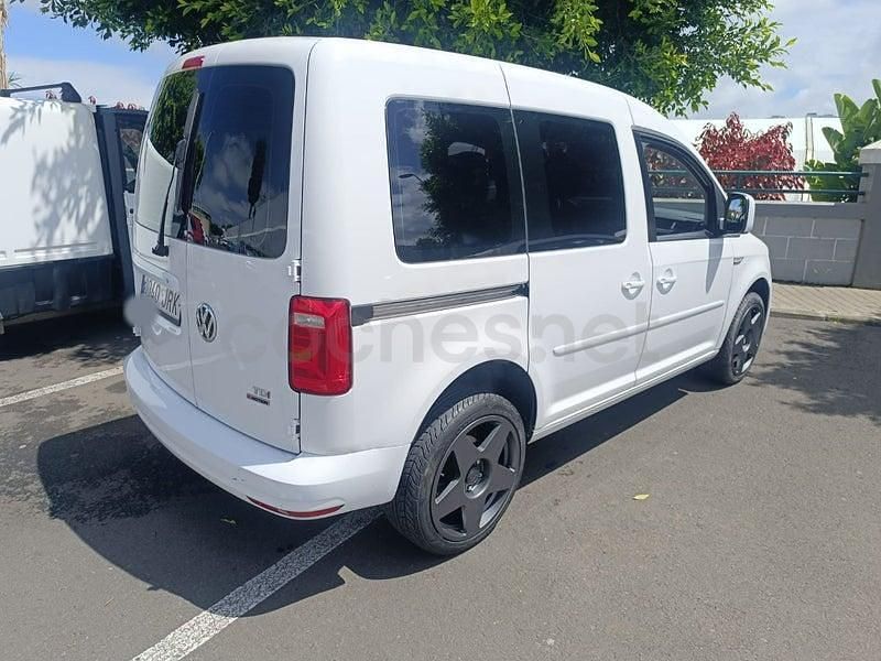 Usado VW Caddy 122 CV (89 kW) 2016 Blanco Monovolumen