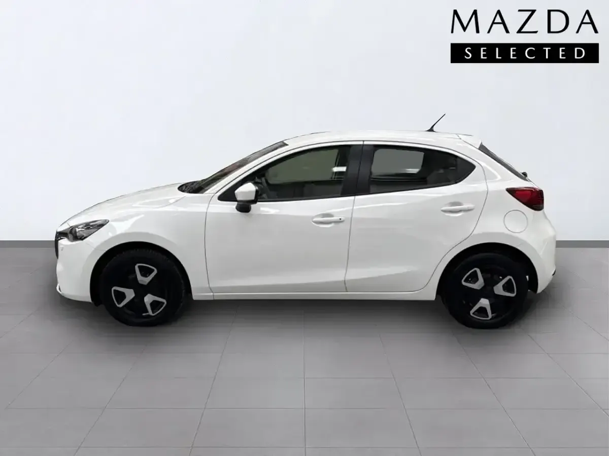 Usado Mazda 2 Center-Line 90 CV (66 kW) 2024 Blanco Utilitario