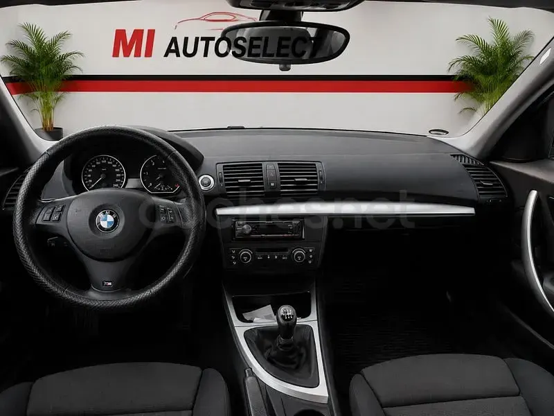 Usado BMW 120 Comfort Edition 177 CV (130 kW) 2007 Gris / plata Utilitario