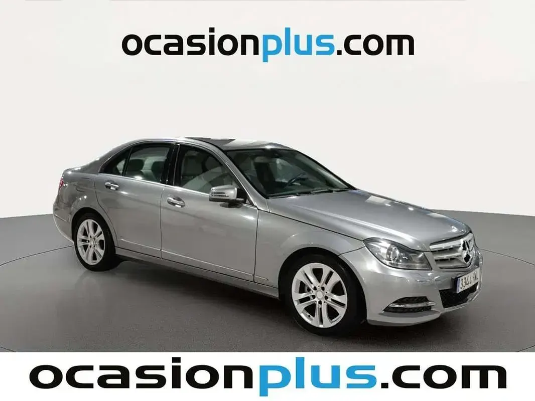 Usado Mercedes C200 Avantgarde 136 CV (100 kW) 2012 Gris Berlina