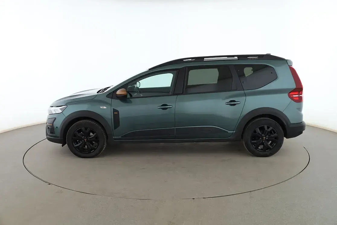 Usado Dacia Jogger Extreme 141 CV (103 kW) 2024 Verde Monovolumen