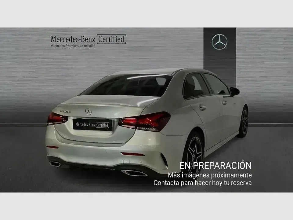 Usado Mercedes A200 150 CV (110 kW) 2022 Gris Berlina