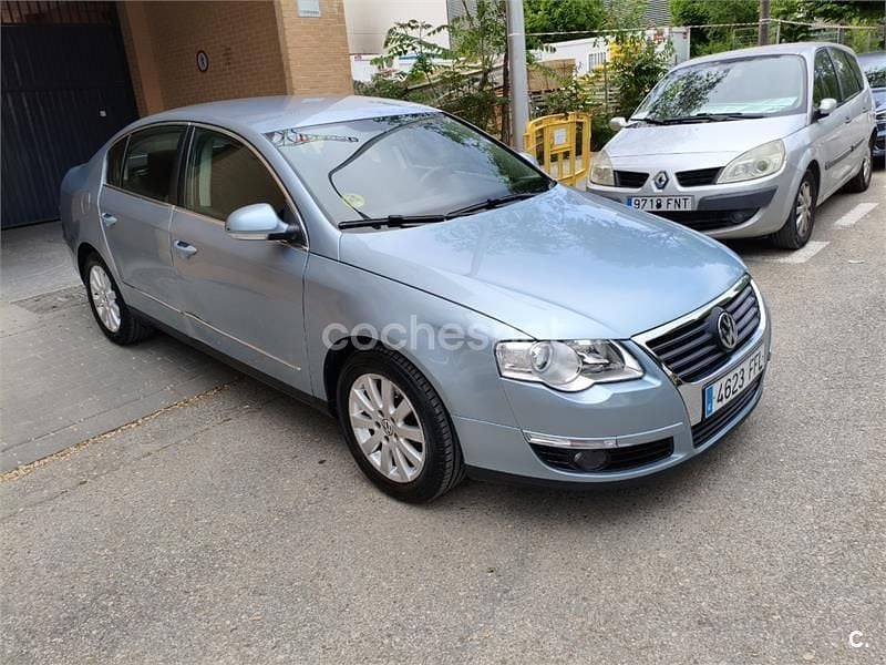 Usado VW Passat Highline 140 HP (102 kW) 2007 Azul Sedan