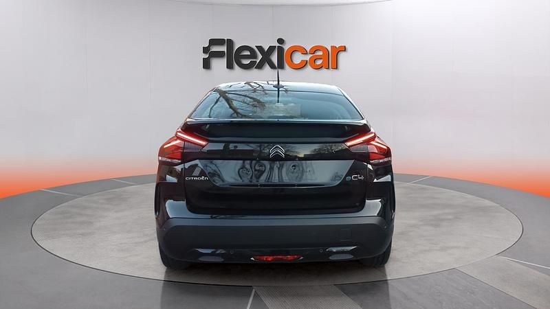 Usado Citroën e-C4 Business Class 100 kW (136 CV) 2024 Negro Berlina