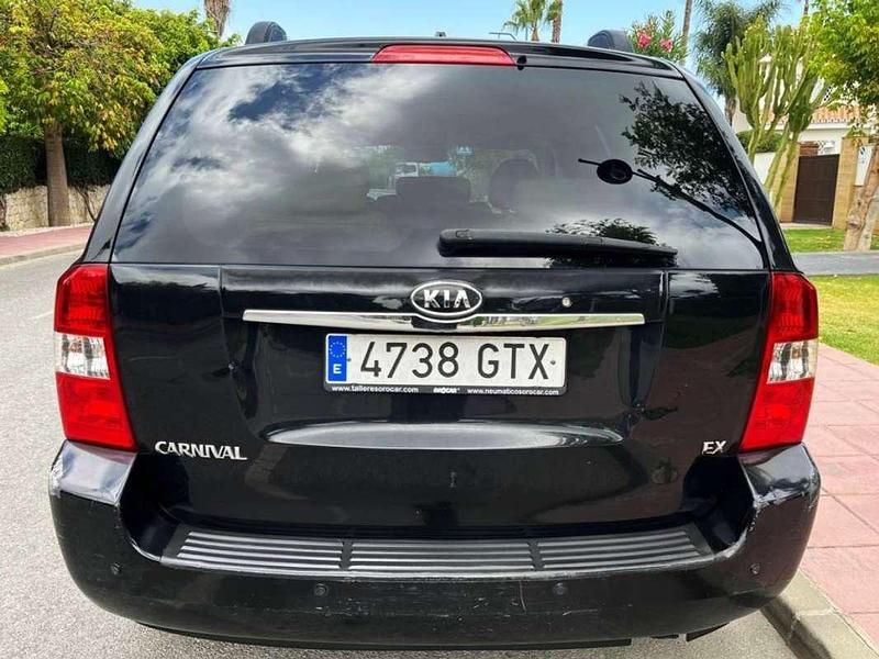 Usado Kia Carnival Active 185 CV (136 kW) 2010 Negro Monovolumen