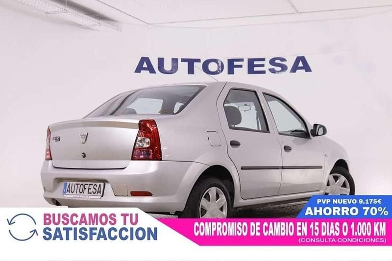 Usado Dacia Logan Ambiance 75 CV (55 kW) 2010 Gris Utilitario