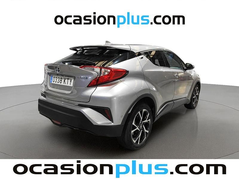 Usado Toyota C-HR Advance 122 CV (89 kW) 2019 Gris plata SUV