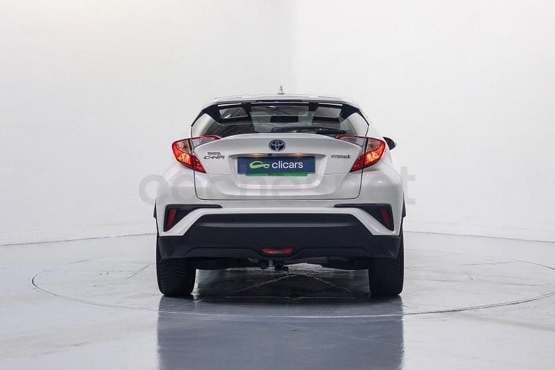 Usado Toyota C-HR Advance 122 CV (89 kW) 2019 Blanco SUV