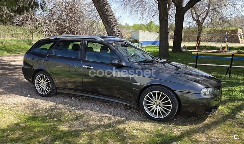 Usado Alfa Romeo 156 Distinctive 140 CV (102 kW) 2005 Gris / plata Familiar