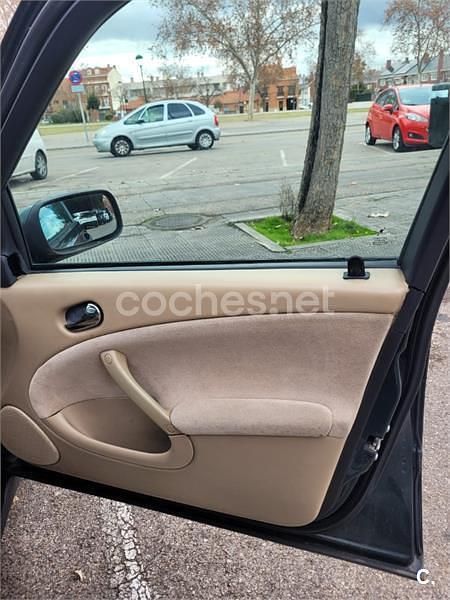 Usado Saab 9-5 150 CV (110 kW) 2000 Verde Berlina