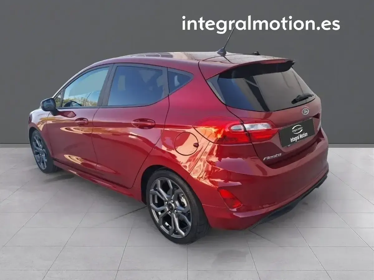 Usado Ford Fiesta ST-Line 74 CV (54 kW) 2019 Rojo Utilitario