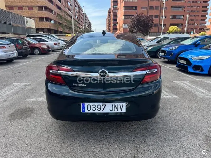 Usado Opel Insignia Excellence 140 CV (102 kW) 2016 Negro Berlina