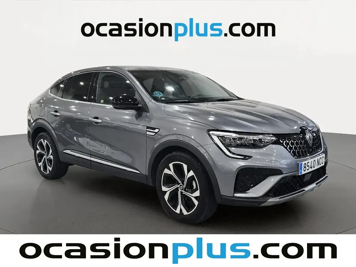 Usado Renault Arkana Techno 140 CV (102 kW) 2025 Gris SUV