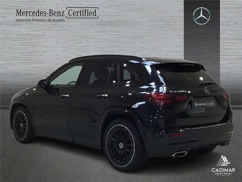 Usado Mercedes GLA200 150 CV (110 kW) 2025 SUV