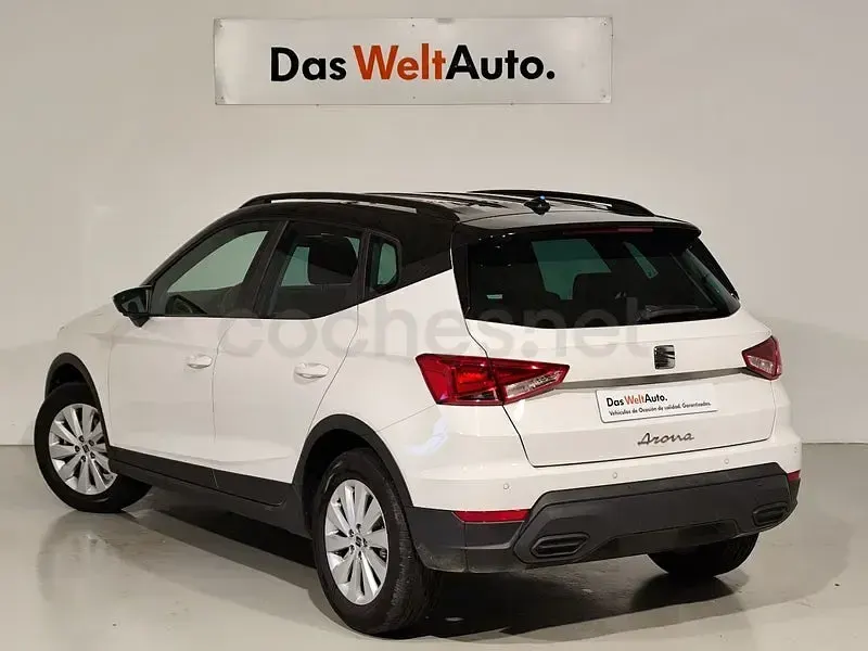 Usado Seat Arona Style 115 CV (84 kW) 2025 Blanco SUV