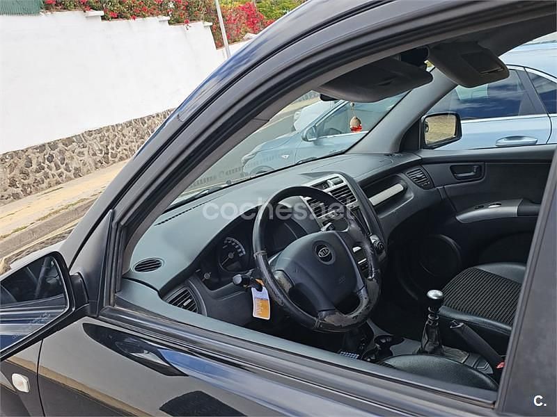 Usado Kia Sportage Active 140 CV (102 kW) 2007 Negro SUV
