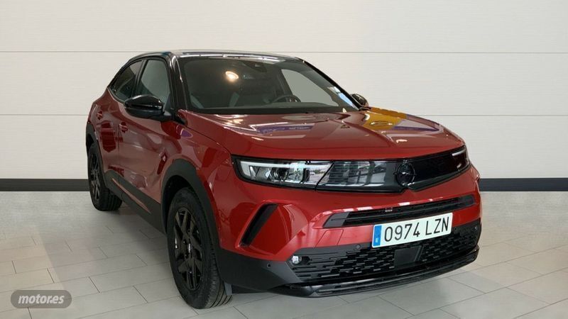 Rojo Usado 2022 Opel Mokka-e GS Line SUV | 29.000 € (Caro) - Imagen 1/4