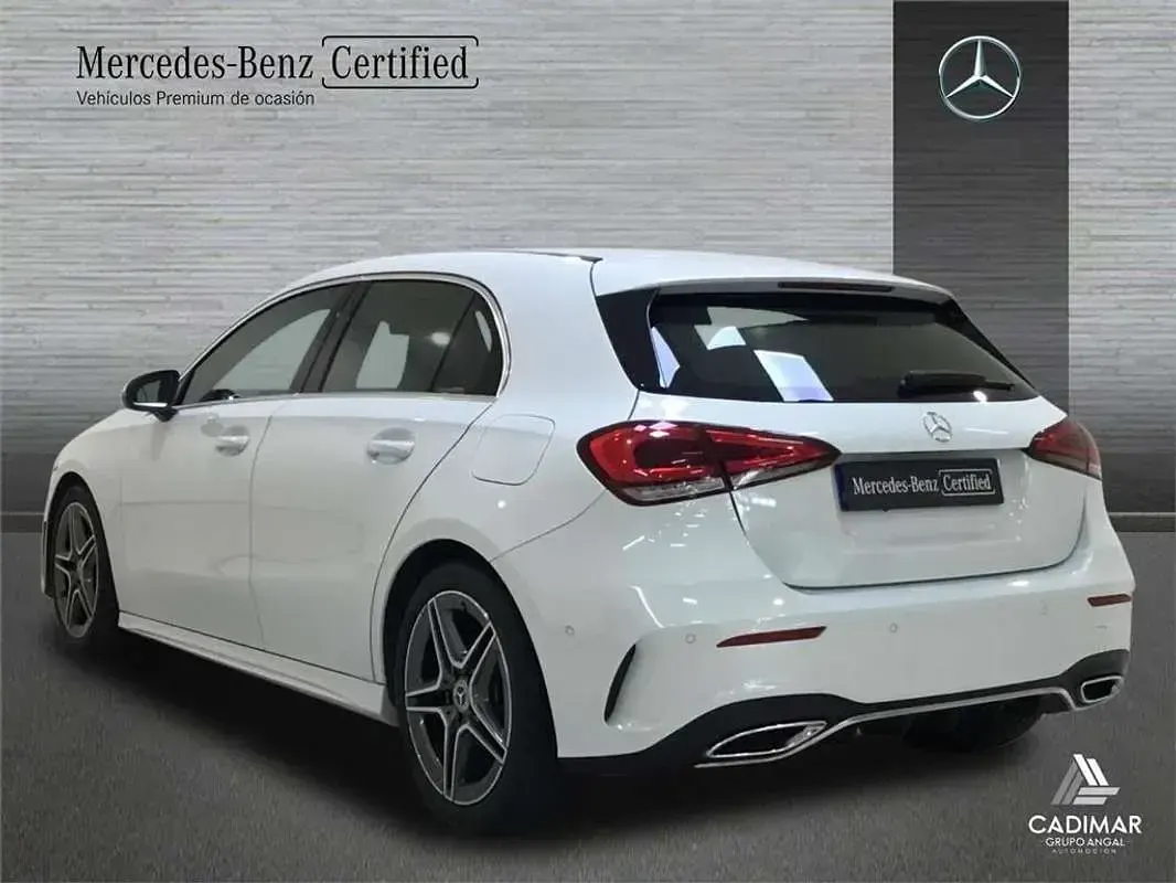 Usado Mercedes A180 116 CV (85 kW) 2020 Blanco polar Berlina
