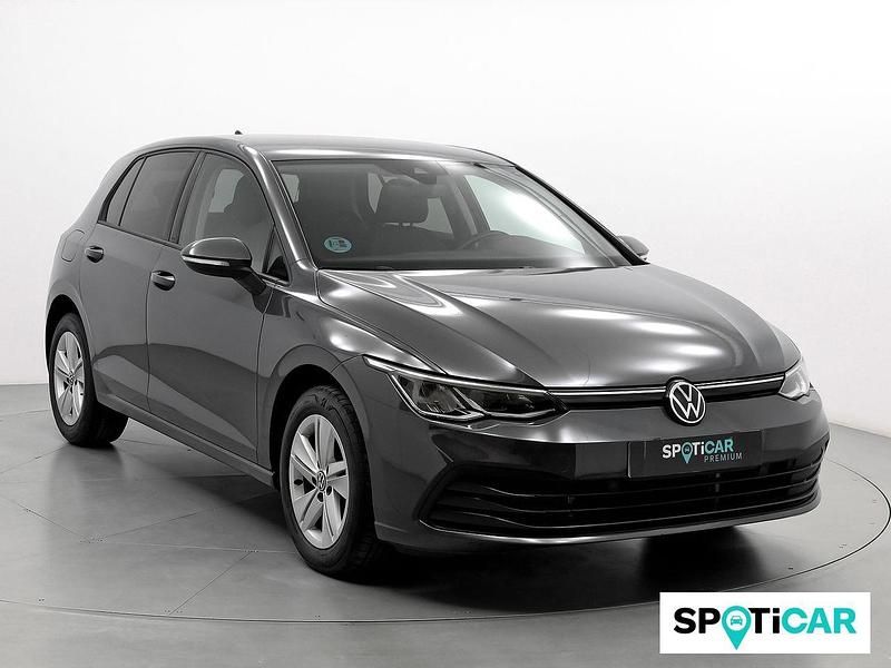 Usado VW Golf VII Life 150 CV (110 kW) 2021 Gris / plata Utilitario