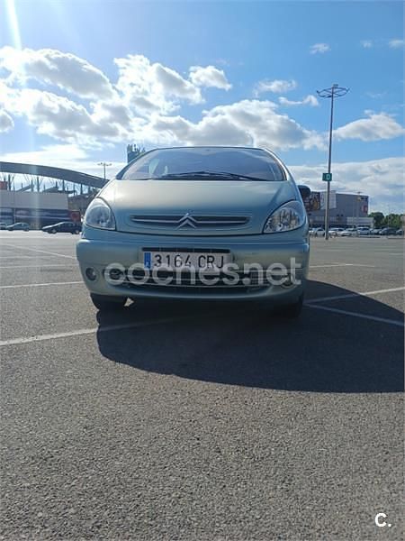 Verde Usado 2004 Citroën Xsara Picasso Monovolumen | 4500 € (Precio justo) - Imagen 1/4