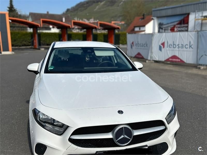 Usado Mercedes A200 156 CV (114 kW) 2019 Blanco Berlina