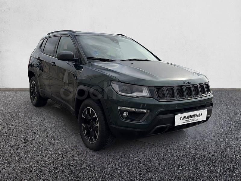 Usado Jeep Compass Trailhawk 240 CV (176 kW) 2021 Verde SUV