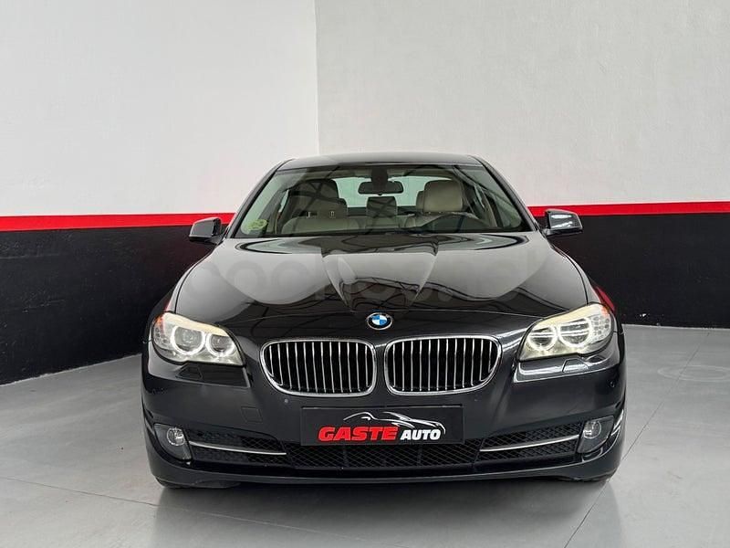 Usado BMW 530 245 CV (180 kW) 2011 Gris / plata Berlina