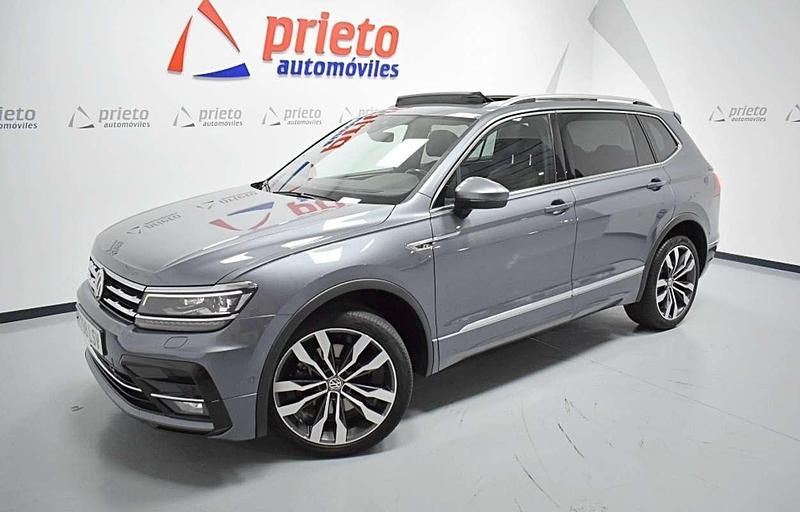 Usado VW Tiguan Allspace Sportline 200 CV (147 kW) 2021 Gris SUV