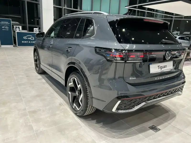 Usado VW Tiguan R-line 150 CV (110 kW) 2024 SUV