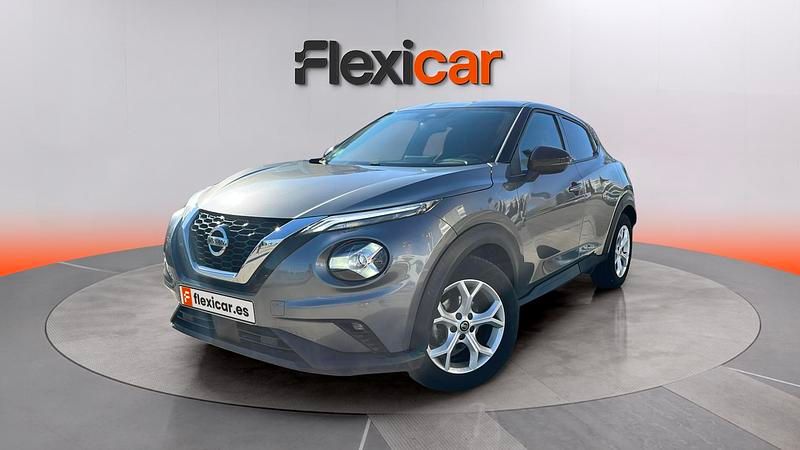 Usado Nissan Juke Acenta 114 CV (83 kW) 2021 Gris SUV