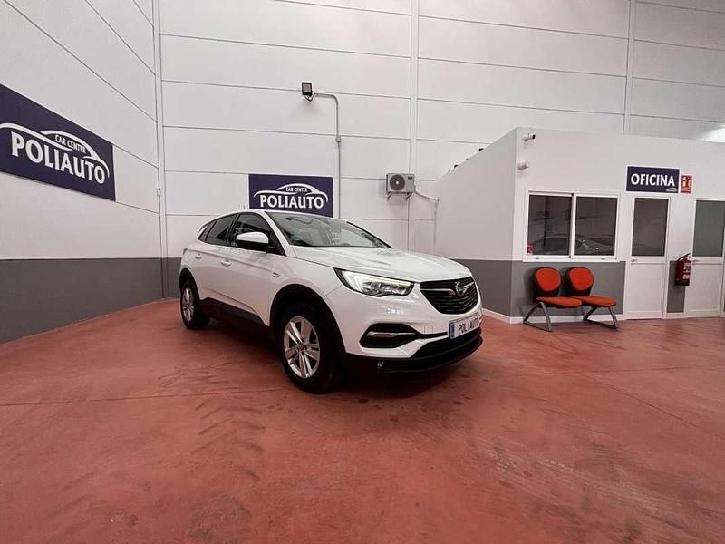 Usado Opel Grandland X Selective 131 CV (96 kW) 2019 Blanco SUV