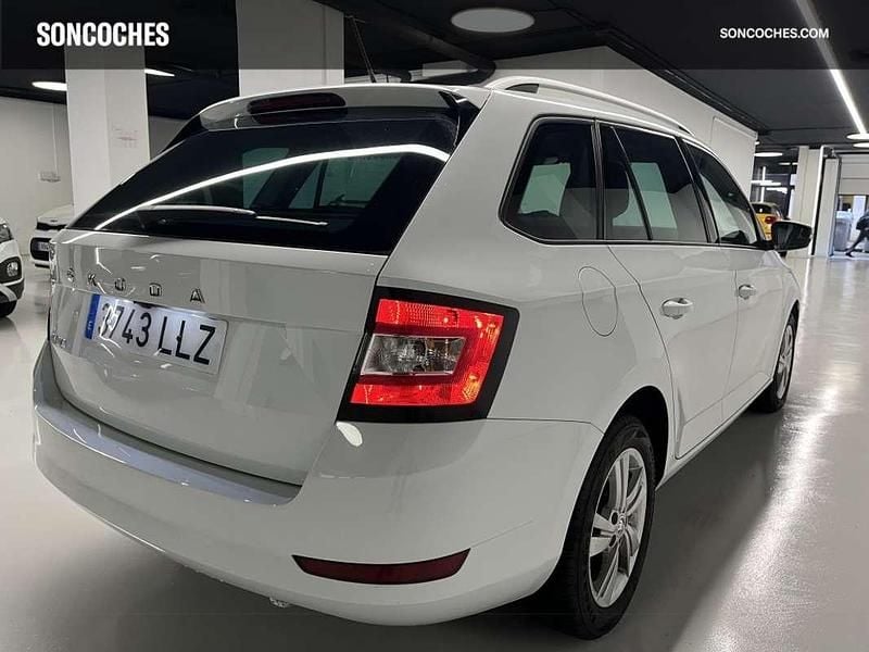 Usado Skoda Fabia Ambition 110 HP (80 kW) 2020 Branco Carrinha