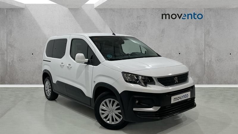 Usado Peugeot Rifter Active 100 CV (73 kW) 2021 Blanco Monovolumen