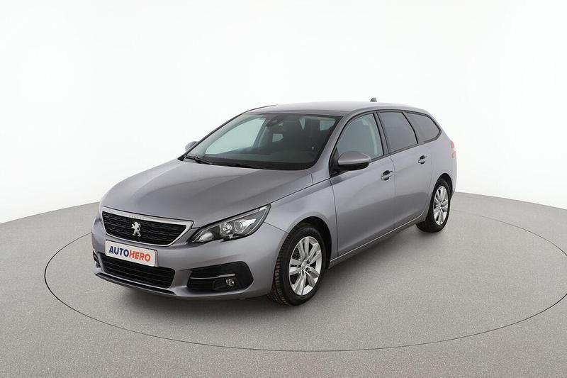 Gris Usado 2020 Peugeot 308 Active Berlina | 11.799 € (Precio justo) - Imagen 1/3