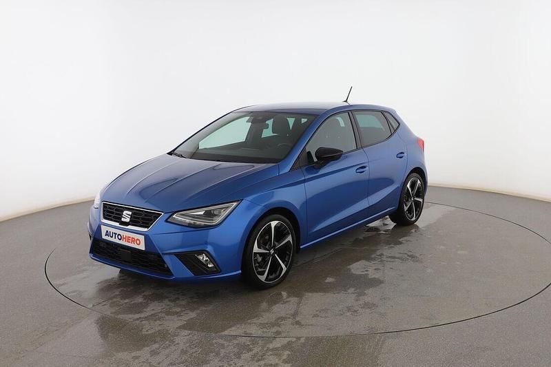 Usado Seat Ibiza FR 150 HP (110 kW) 2022 Azul Sedan