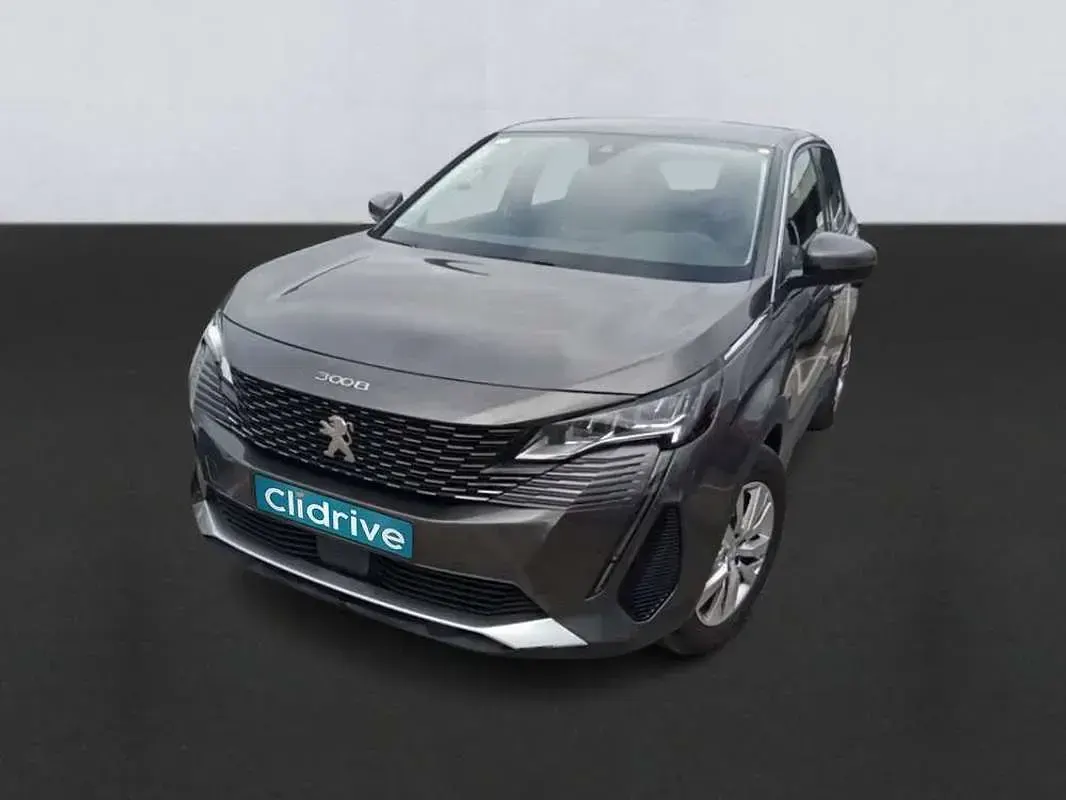 Usado Peugeot 3008 Active 131 CV (96 kW) 2021 Gris SUV