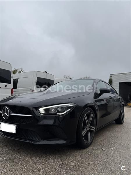 Usado Mercedes CLA180 Shooting Brake 136 CV (100 kW) 2020 Negro Familiar