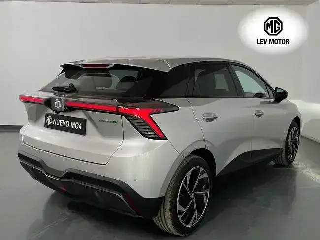 Nuevo MG MG4 EV Luxury 150 kW (204 CV) 2026 Gris Utilitario