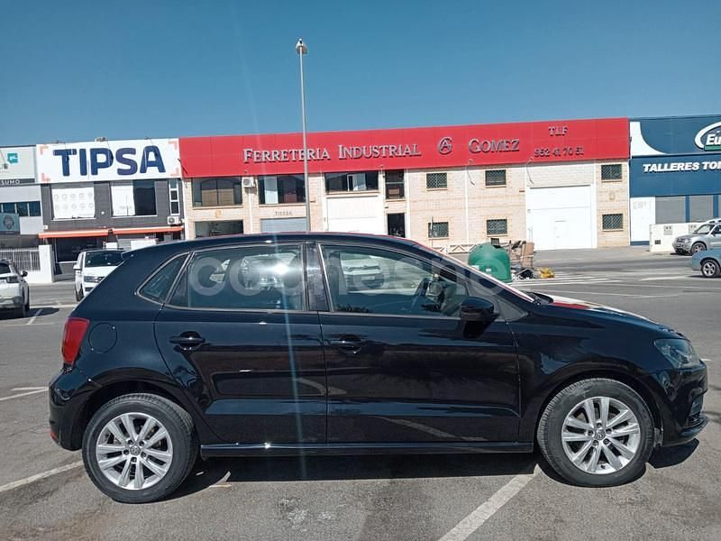 Używany VW Polo Advance 90 KM (66 kW) 2016 Czarny Sedan/Limuzyna