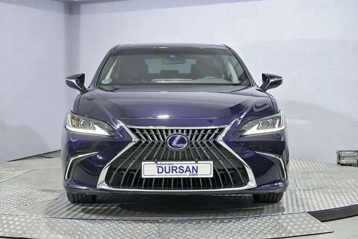 Usado Lexus ES300 178 CV (130 kW) 2022 Azul Berlina