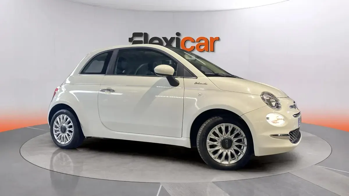 Usado Fiat 500 Dolcevita 71 CV (52 kW) 2023 Blanco Berlina