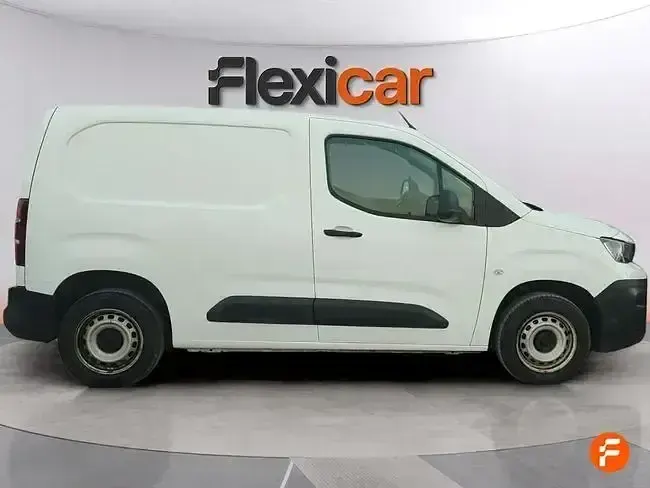 Usado Peugeot Partner 75 CV (55 kW) 2019 Blanco Monovolumen